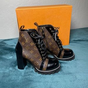 Louis Vuitton Star Trail Leather Combat Ankle Boot Winter Fall Booties Lace Up